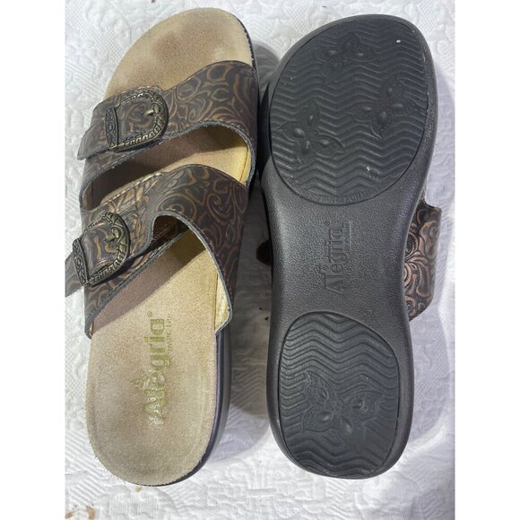 Alegria Women's Bronze Floral Embossed Sandals With Adjustable Buckles & Cushion - Picture 5 of 5